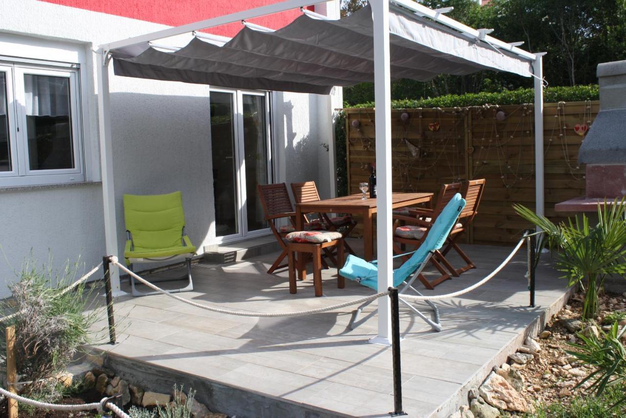Holiday Home Radmila Премантура Екстер'єр фото
